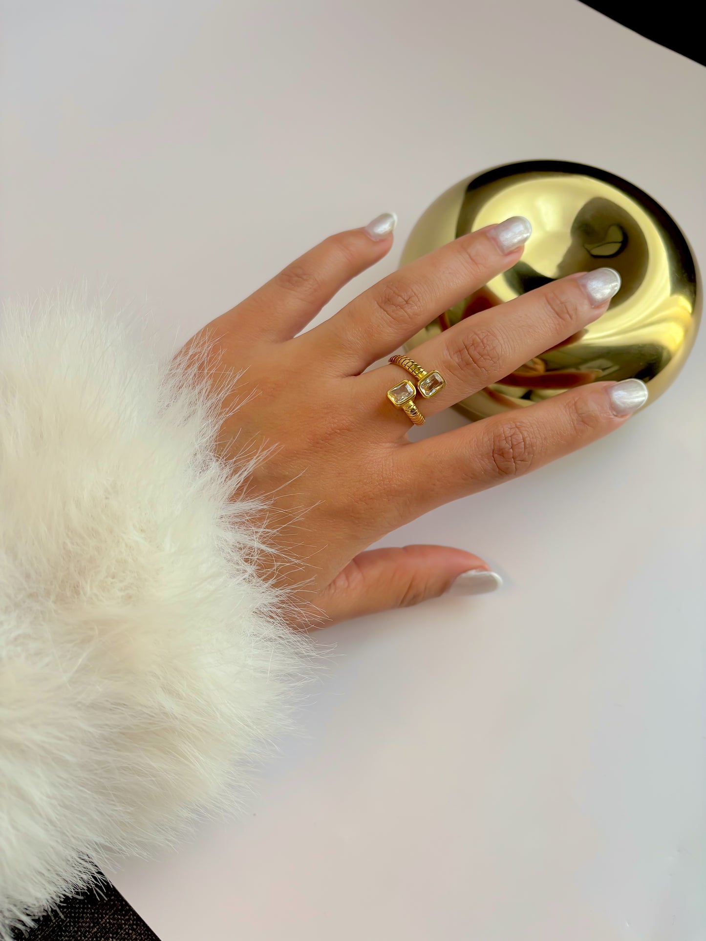 Twins Ring
