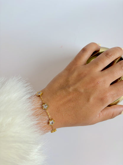 Flor Bracelet
